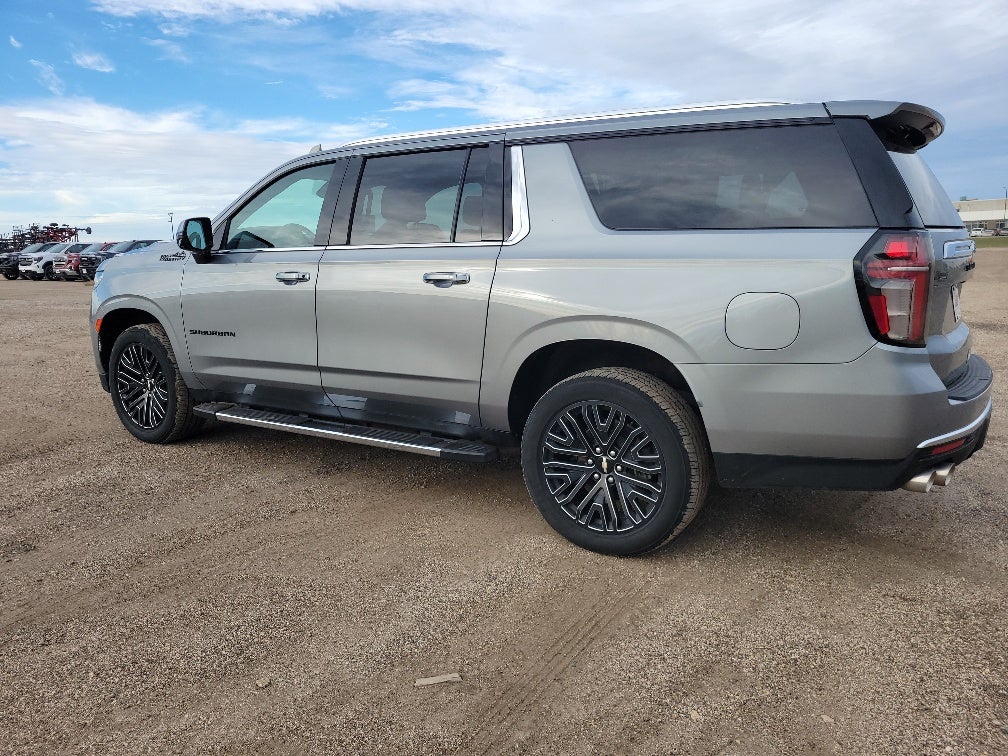 2023 Chevrolet Suburban High Country