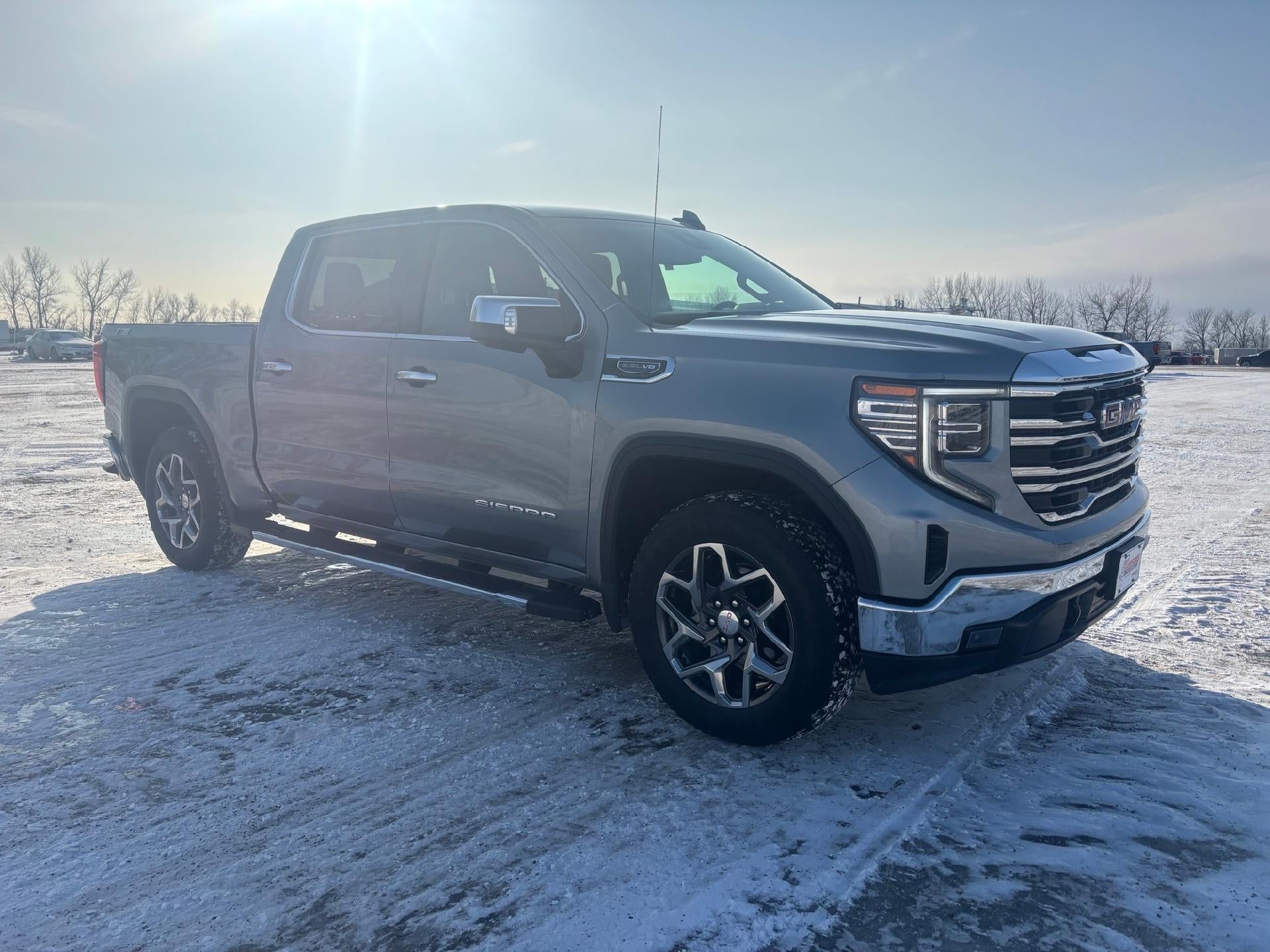 2024 GMC Sierra 1500 SLT