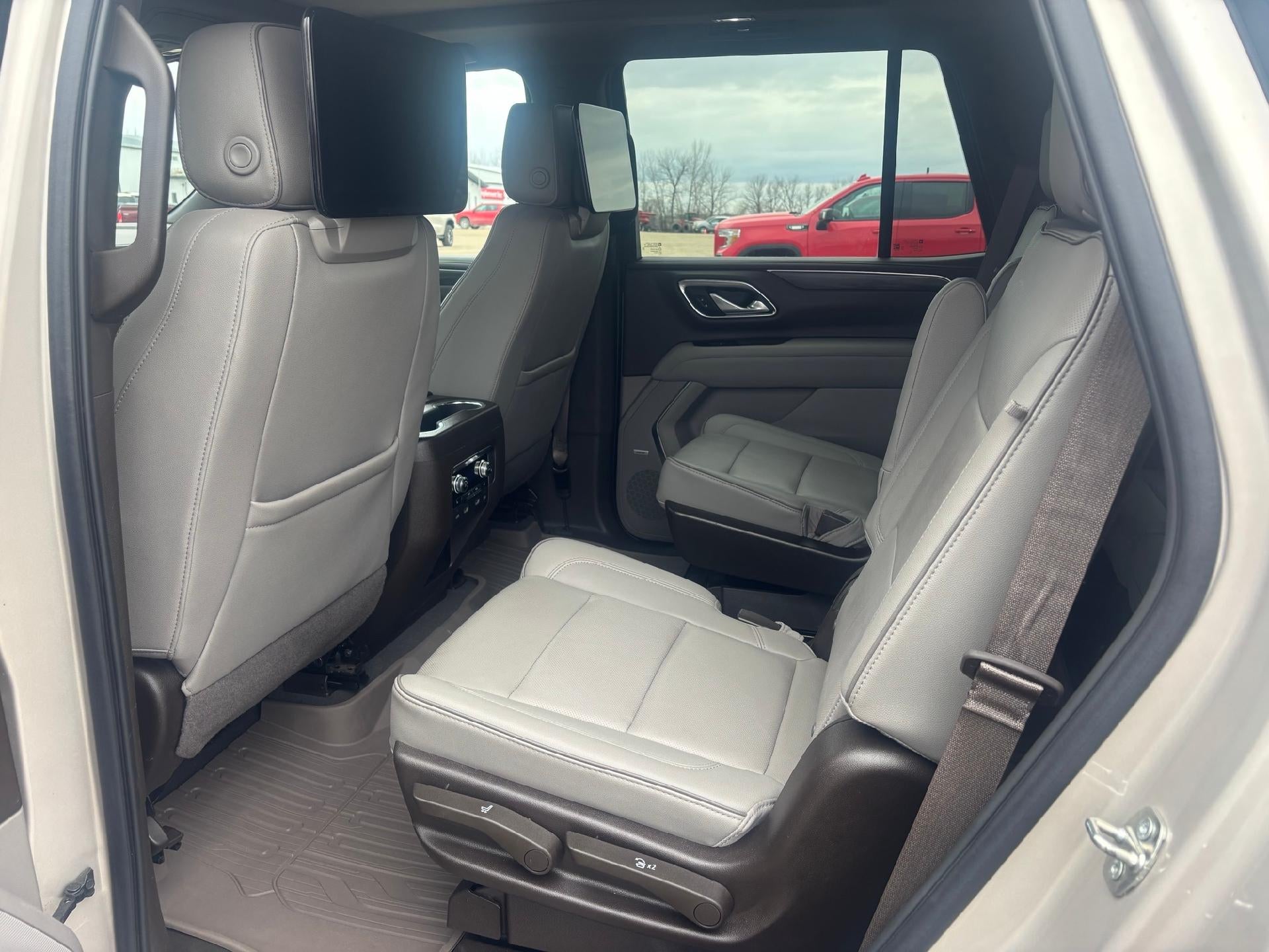 2022 GMC Yukon SLT