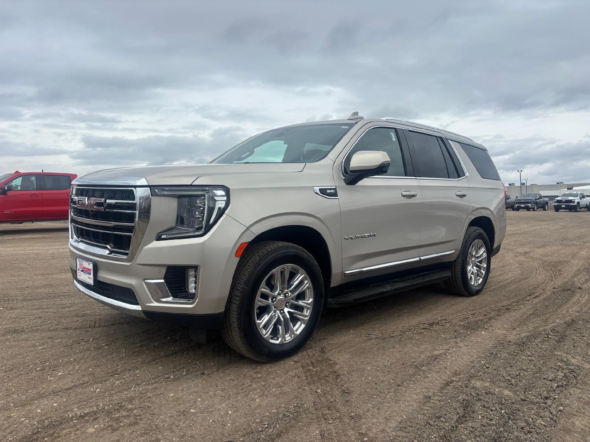 2022 GMC Yukon SLT