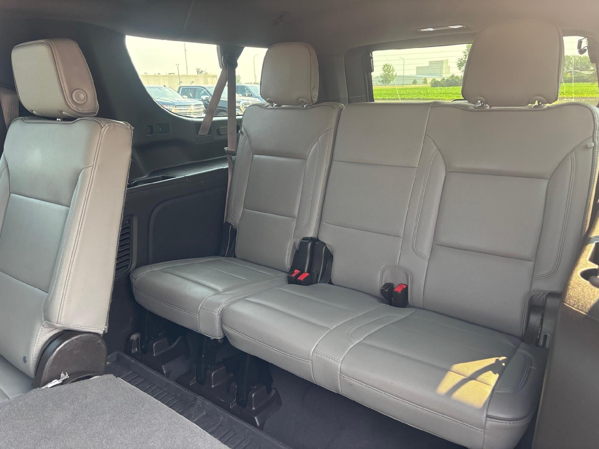 2023 GMC Yukon XL SLT