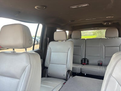 2023 GMC Yukon XL SLT