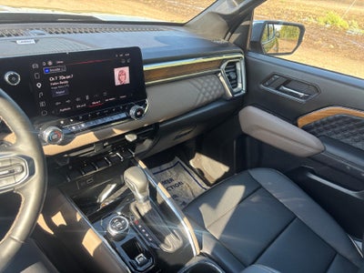 2024 GMC Canyon Denali