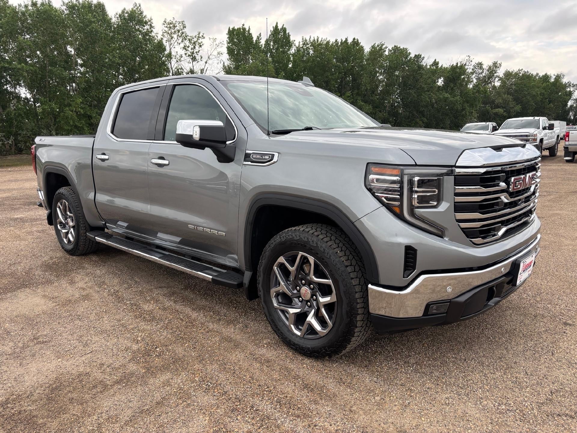 2024 GMC Sierra 1500 SLT