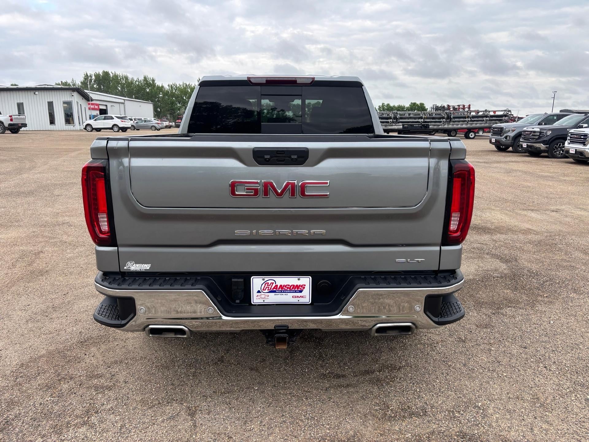 2024 GMC Sierra 1500 SLT