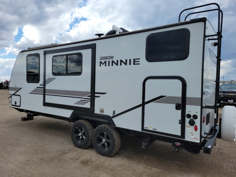 2022 WINNEBAGO Micro Minn Base